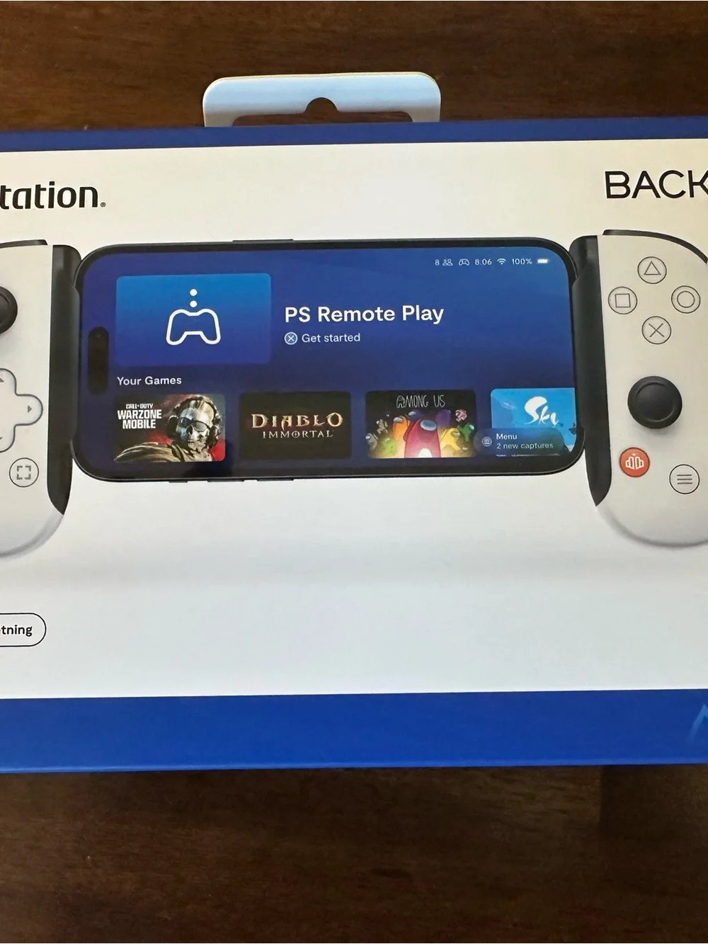 Backbone Mobile Gaming Controller - PlayStation and Lightening Connection